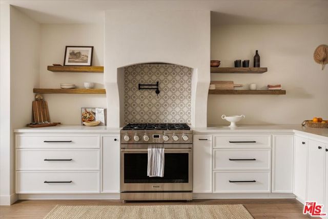 3448 Ferncroft Road, Los Angeles, CA 90039