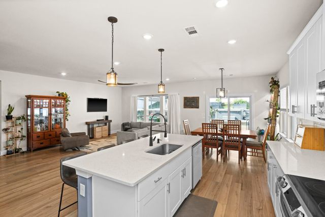 1708 Evans Hill Ct, Hermitage, TN 37076