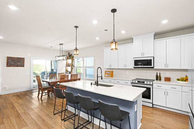 1708 Evans Hill Ct, Hermitage, TN 37076