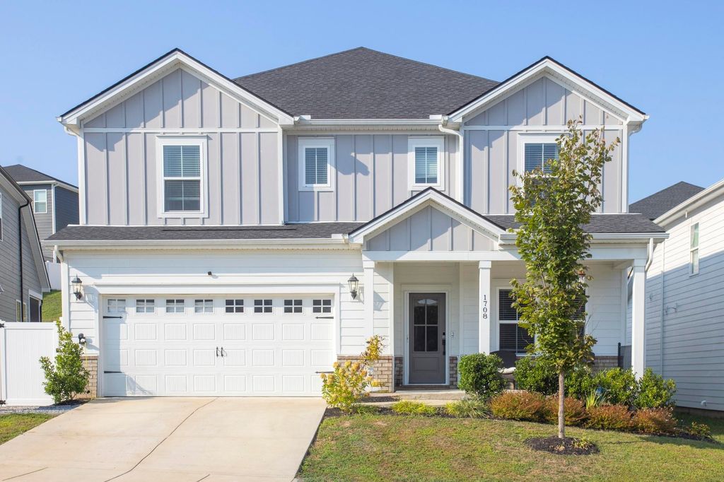 1708 Evans Hill Ct, Hermitage, TN 37076