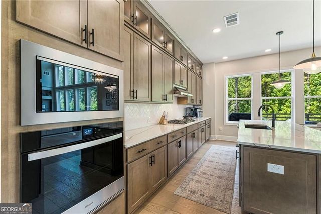 3018 Millpond Way, Woodstock, GA 30188