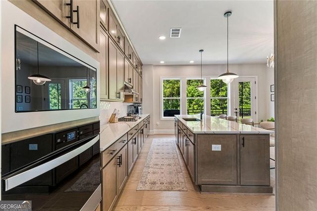 3018 Millpond Way, Woodstock, GA 30188