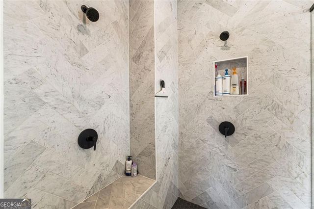 3018 Millpond Way, Woodstock, GA 30188