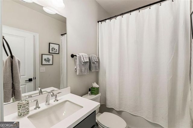 3018 Millpond Way, Woodstock, GA 30188