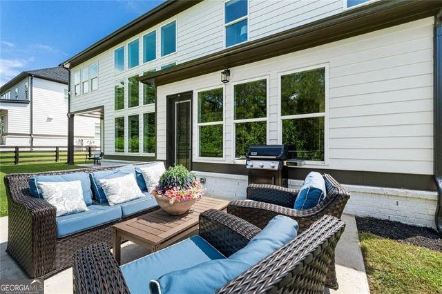 3018 Millpond Way, Woodstock, GA 30188