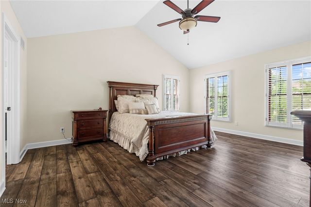 8510 Deacon Avenue NW, North Canton, OH 44720