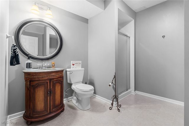 8510 Deacon Avenue NW, North Canton, OH 44720