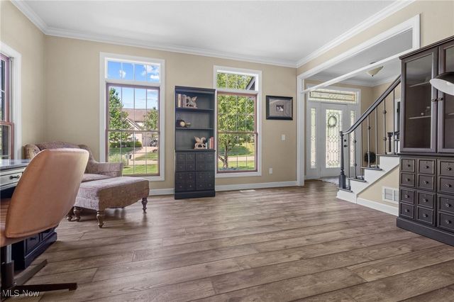 8510 Deacon Avenue NW, North Canton, OH 44720