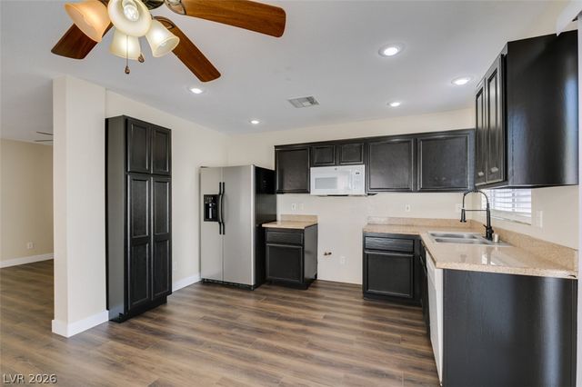 8628 Shady Pines Drive, Las Vegas, NV 89143