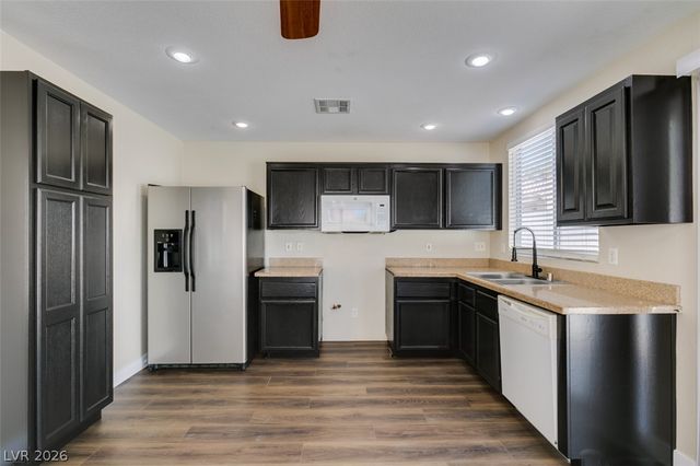 8628 Shady Pines Drive, Las Vegas, NV 89143
