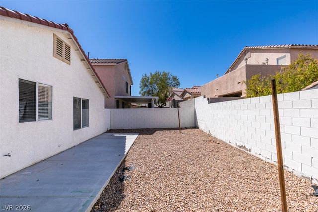 8628 Shady Pines Drive, Las Vegas, NV 89143