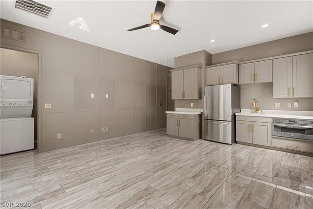 10277 Green Ember Drive, Las Vegas, NV 89135