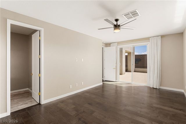 10277 Green Ember Drive, Las Vegas, NV 89135