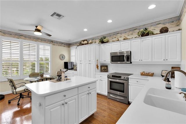 9121 Southmont CV # 201, Fort Myers, FL 33908