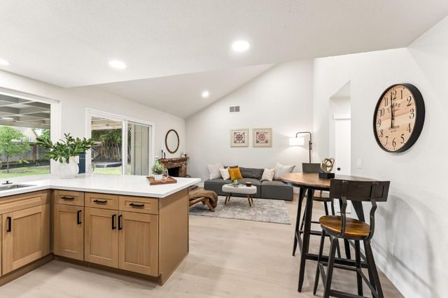 6442 Breezewood Ct, Orangevale, CA 95662