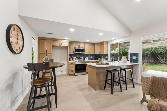 6442 Breezewood Ct, Orangevale, CA 95662