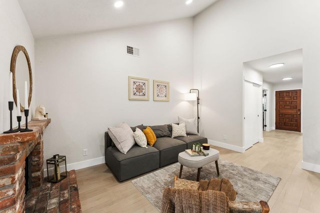 6442 Breezewood Ct, Orangevale, CA 95662