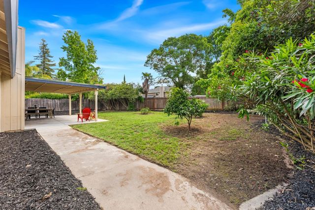 6442 Breezewood Ct, Orangevale, CA 95662