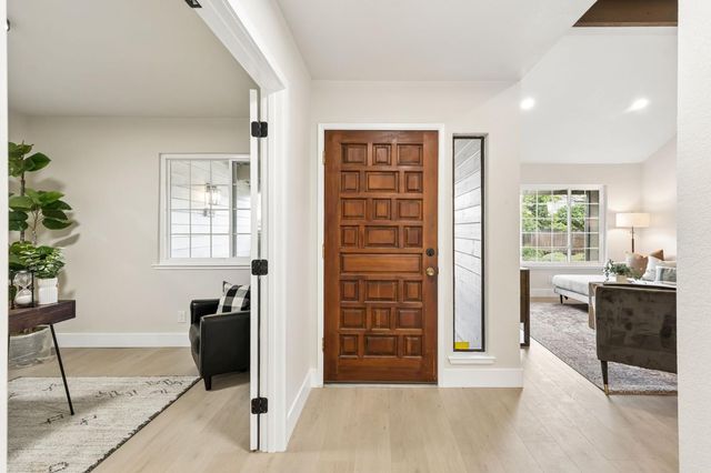 6442 Breezewood Ct, Orangevale, CA 95662