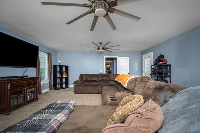 108 Cove Hill Rd, Woodbury, TN 37190