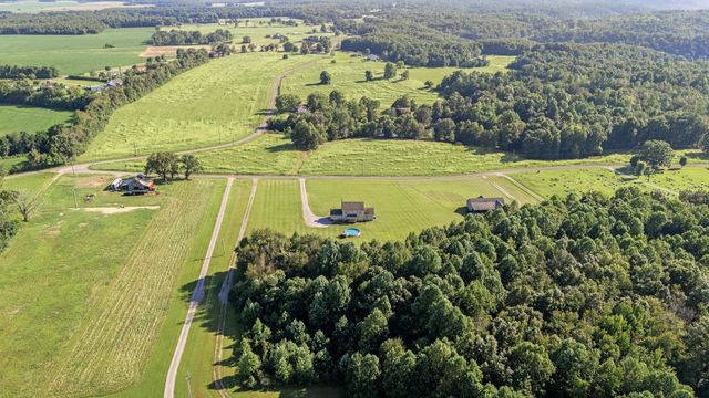 108 Cove Hill Rd, Woodbury, TN 37190