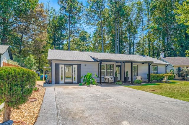 1507 Locust Log Way, Austell, GA 30168