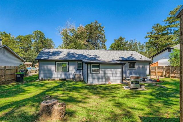 1507 Locust Log Way, Austell, GA 30168