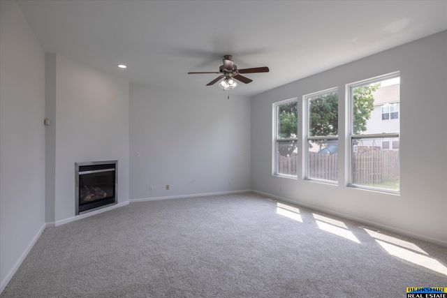 18923 Howe Street, Omaha, NE 68130