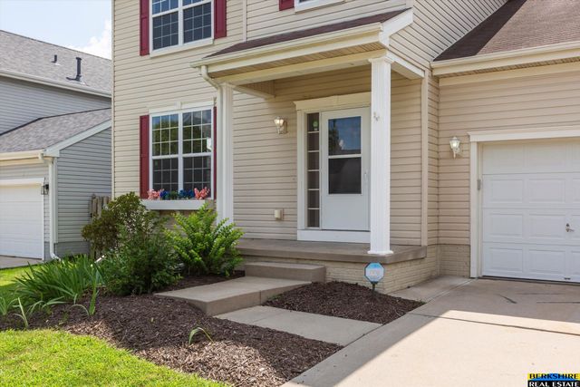 18923 Howe Street, Omaha, NE 68130