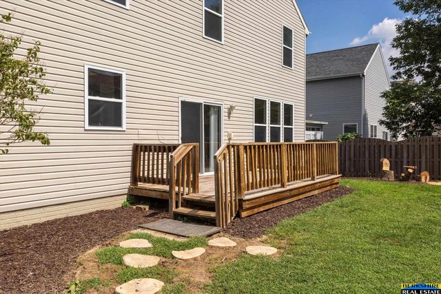 18923 Howe Street, Omaha, NE 68130