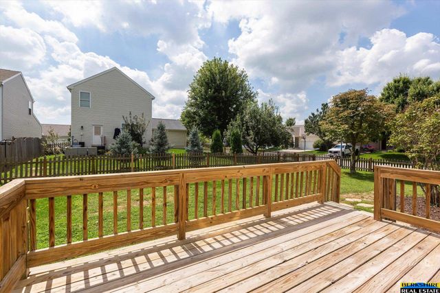 18923 Howe Street, Omaha, NE 68130