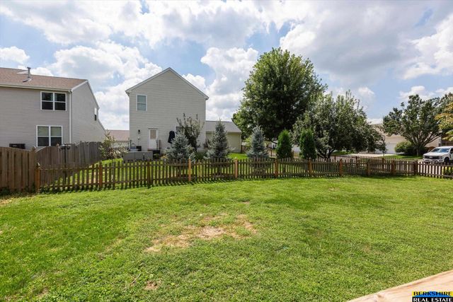 18923 Howe Street, Omaha, NE 68130
