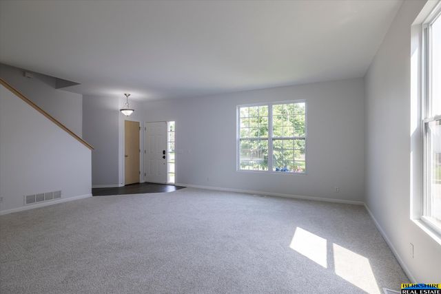 18923 Howe Street, Omaha, NE 68130