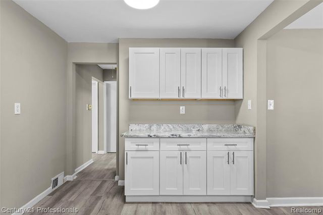 3621 Livernois Road, Troy, MI 48083