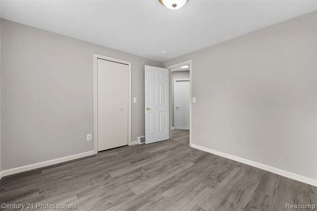 3621 Livernois Road, Troy, MI 48083