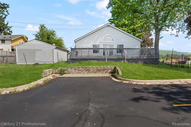 3621 Livernois Road, Troy, MI 48083