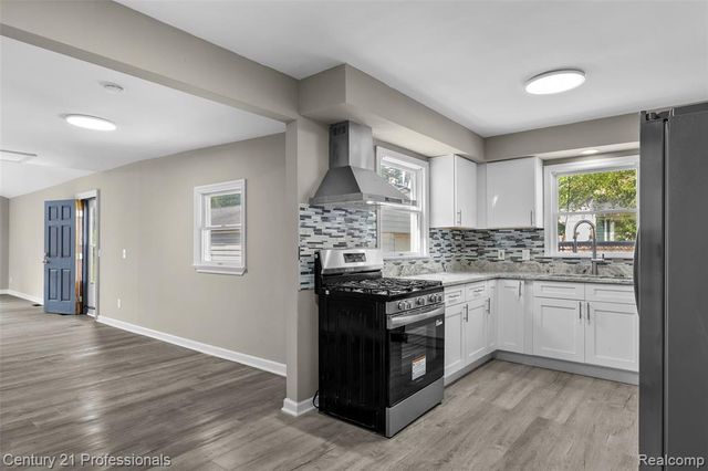 3621 Livernois Road, Troy, MI 48083