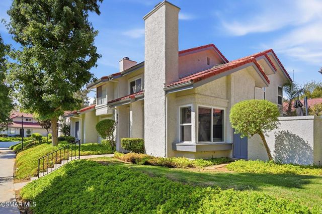 974 Quarterhorse Lane, Oak Park, CA 91377