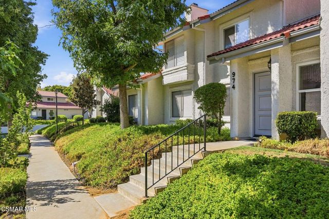 974 Quarterhorse Lane, Oak Park, CA 91377