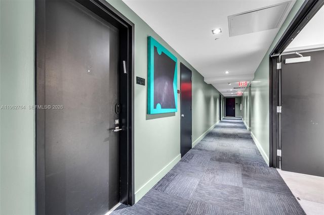 121 NE 34th St 3003, Miami, FL 33137