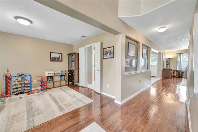 2114 Camdon Drive, Deer Park, TX 77536