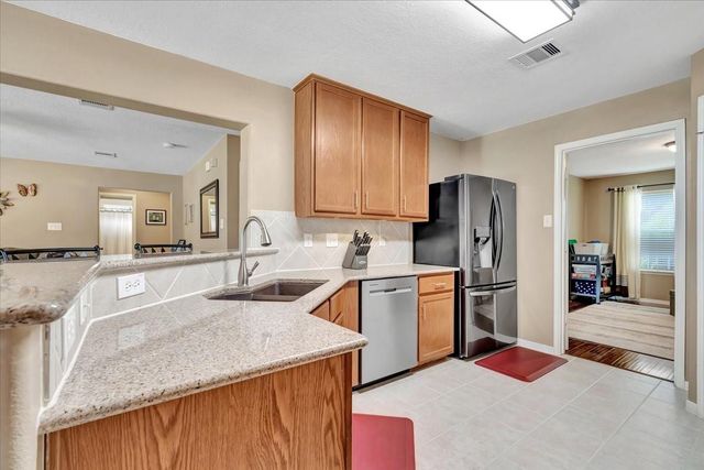 2114 Camdon Drive, Deer Park, TX 77536