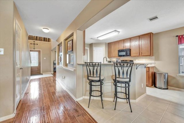 2114 Camdon Drive, Deer Park, TX 77536