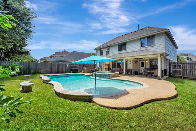 2114 Camdon Drive, Deer Park, TX 77536