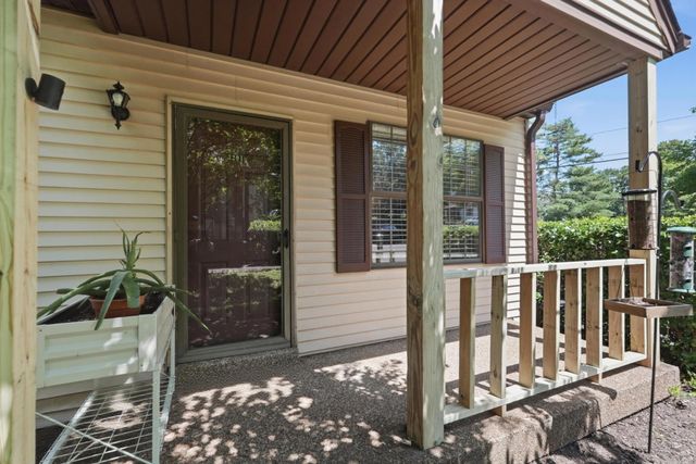 3201 E Lake Dr, Nashville, TN 37214