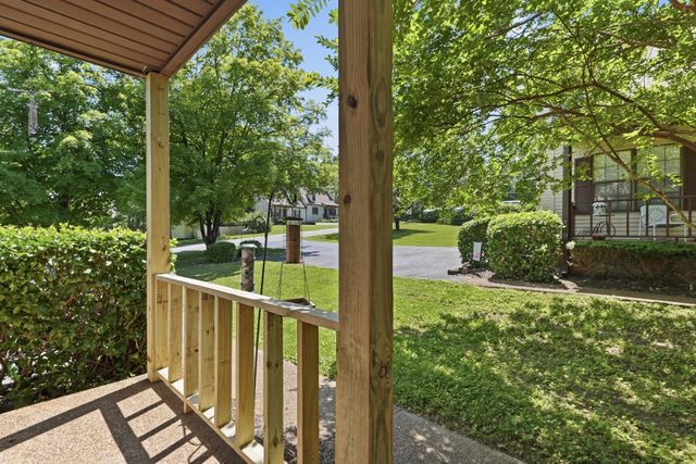3201 E Lake Dr, Nashville, TN 37214