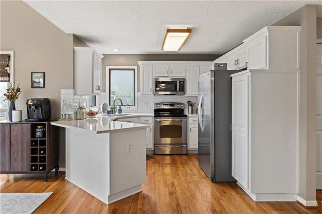 12285 S Mullen Road, Olathe, KS 66062