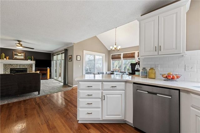 12285 S Mullen Road, Olathe, KS 66062