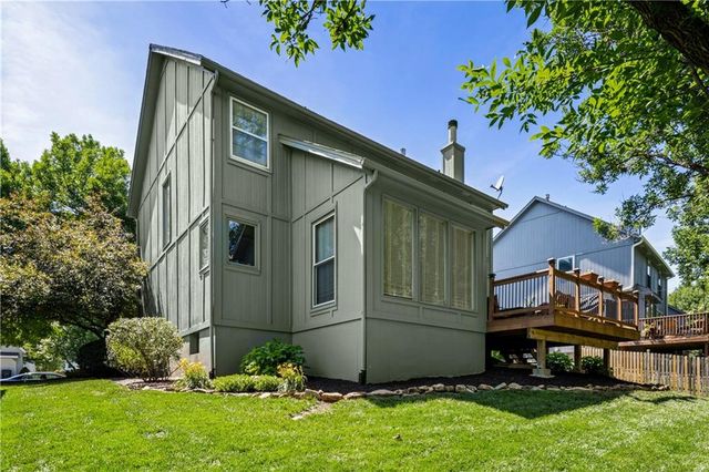 12285 S Mullen Road, Olathe, KS 66062