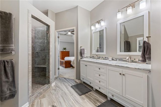 12285 S Mullen Road, Olathe, KS 66062